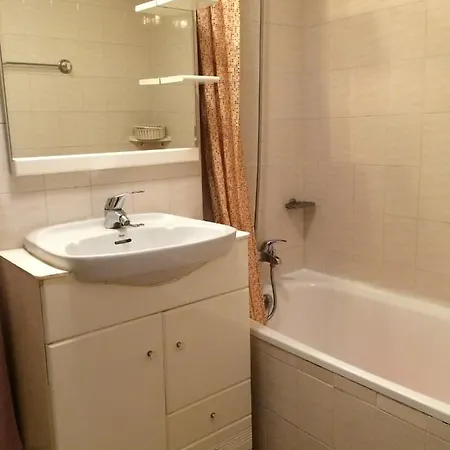 Apartment 88 - Free Parking *